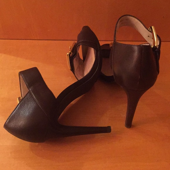 Michael Kors Shoes - Picture 3 of 7